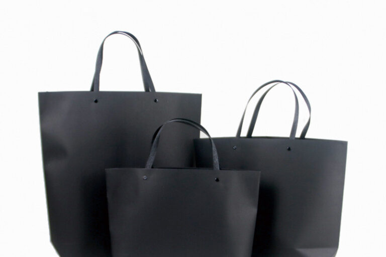Black multi-size special-shaped paper bags wholesale (1)