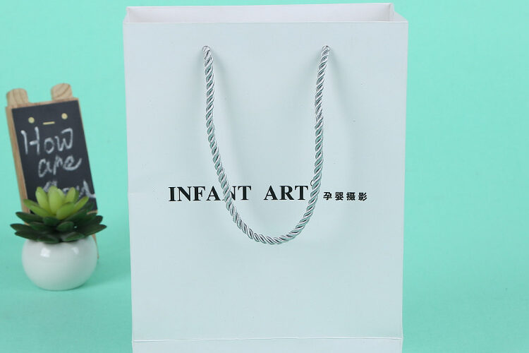 Manufacturers custom clothing shopping bags (1)