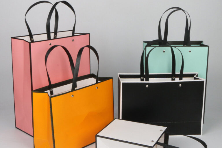 Multi-specification universal shopping paper bag (1)