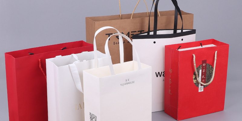 White Cardboard Hand Kraft Paper Bag (3)