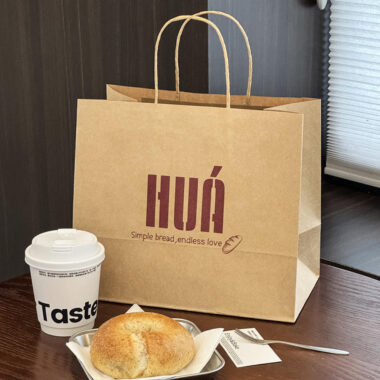 Eco-friendly takeaway kraft paper bags for commercial food packaging