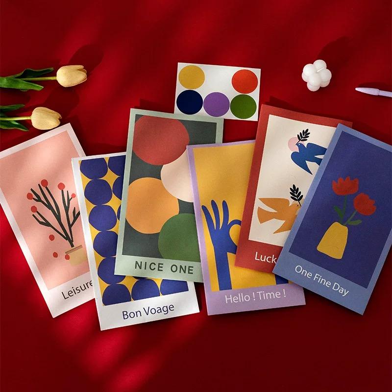 Colorful recyclable kraft paper bags for cafés and bakeries