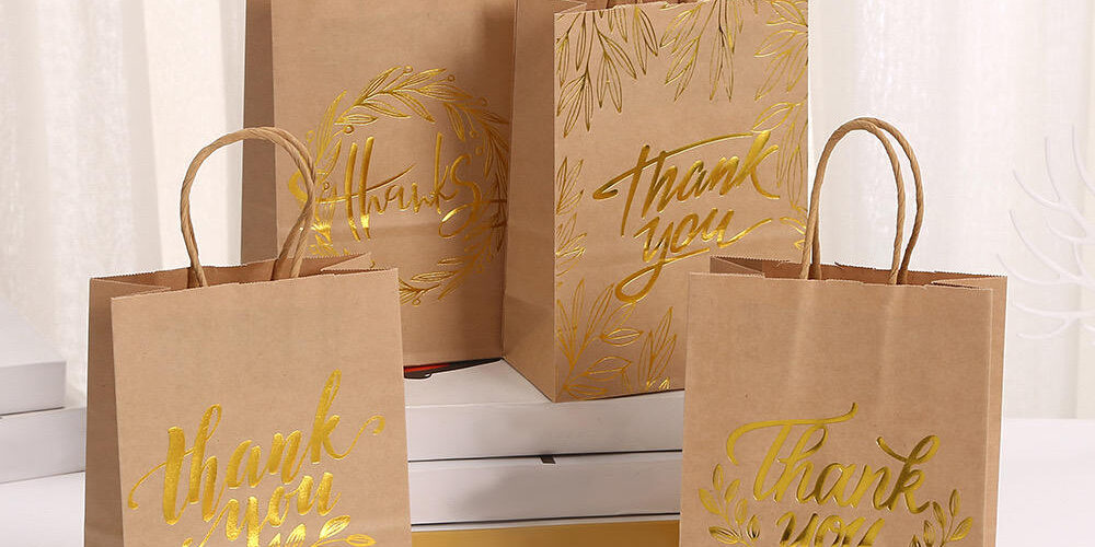 Custom logo kraft paper gift shopping bags for retail and events