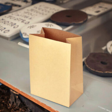 Takeaway food grade paper bags for delivery packaging