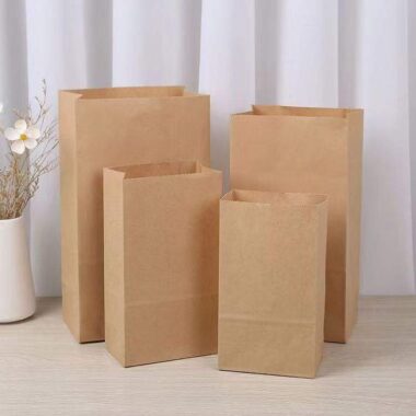 Food paper bags for bakery display and packaging