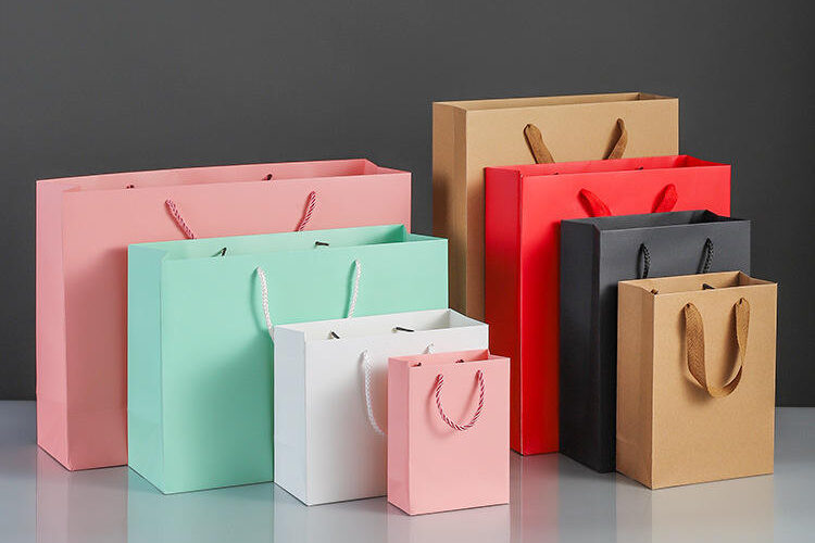 Eco-Friendly Thickened Gift Shopping Paper Bags (8) Eco-friendly thickened gift shopping paper bags for retail use