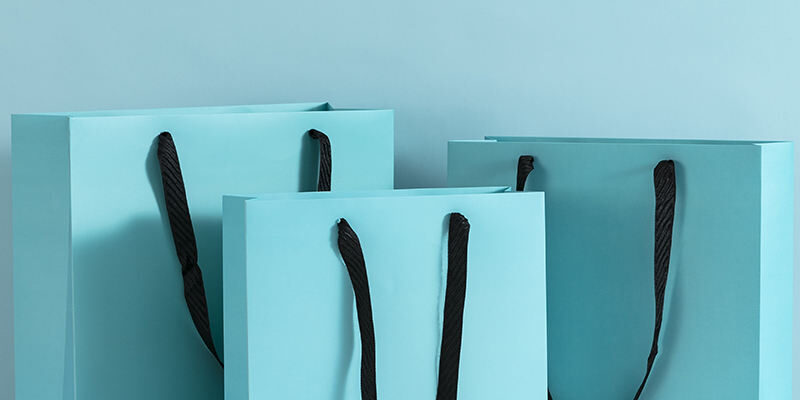Factory for Luxury Clothing and Cosmetic Paper Shopping Bags (5) Luxury shopping paper bags for fashion and cosmetics brands