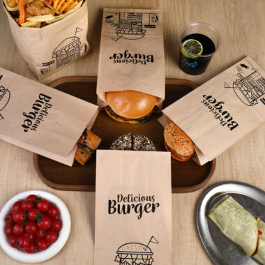 Greaseproof paper bags for burgers and bakery items