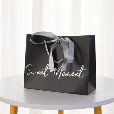 Luxury garment gift paper bags for fashion and boutique packaging
