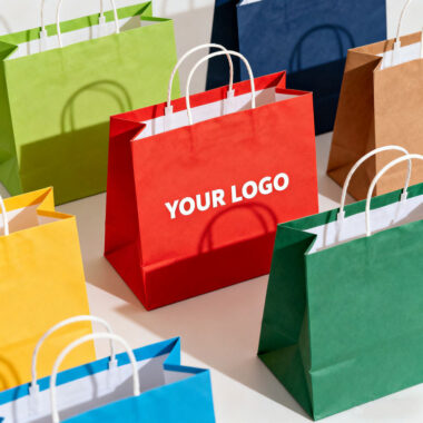 Luxury eco-friendly kraft paper shopping bags for retail stores