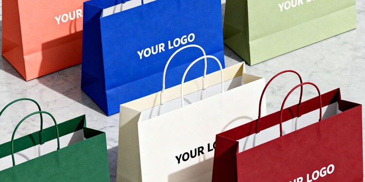 Luxury eco-friendly kraft paper shopping bags for retail stores
