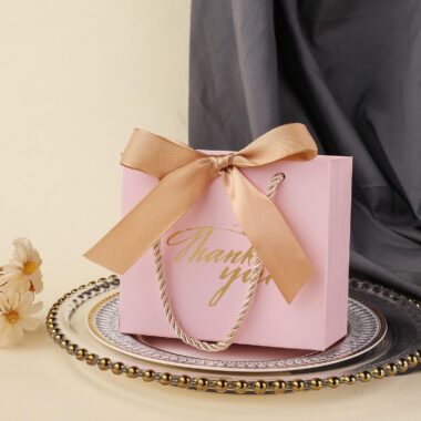 Wholesale custom gift paper bags for retail packaging