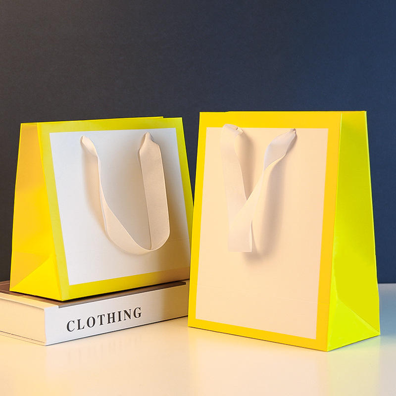 Luxury gift shopping paper bags for premium retail packaging