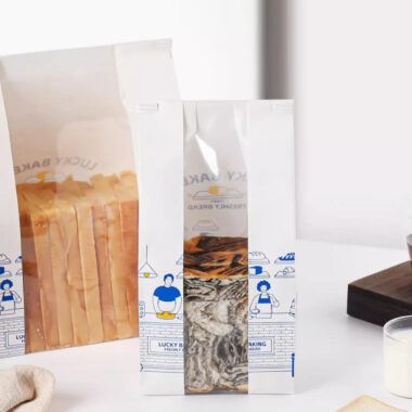 Greaseproof kraft paper bags for snacks and bread