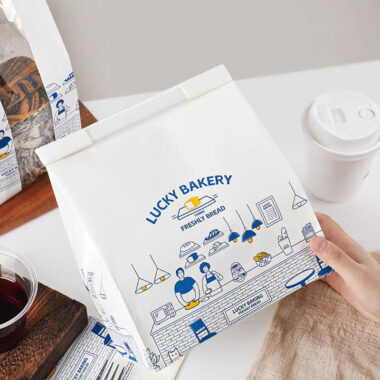 Greaseproof kraft paper bags for snacks and bread