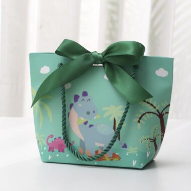High-quality colorful printed gift paper bags for boutiques
