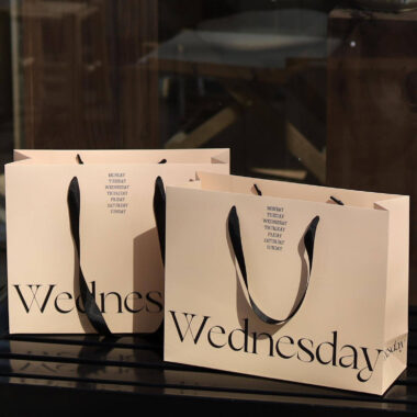 High-quality shopping paper bags for shoes and apparel brands
