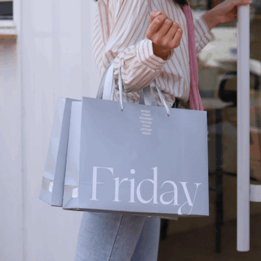High-quality shopping paper bags for shoes and apparel brands