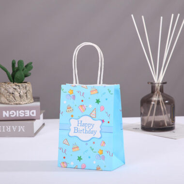 Eco-friendly Happy Birthday kraft paper gift bags