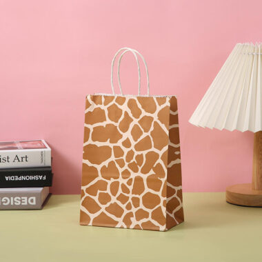 Eco-friendly Happy Birthday kraft paper gift bags