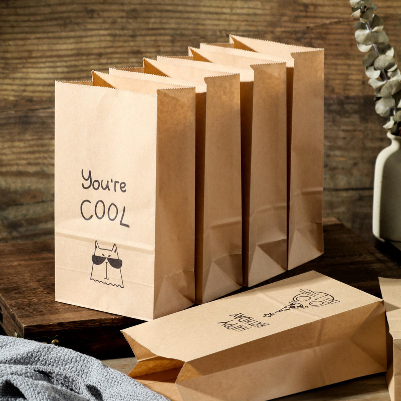 Eco-friendly kraft paper bags for bread and snacks