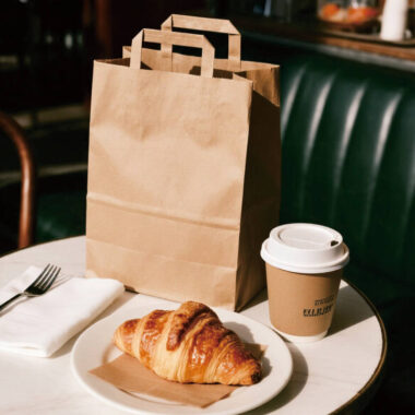 Biodegradable food grade handle kraft paper bags for gift shopping