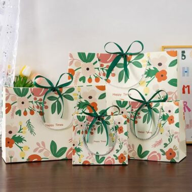 Cartoon floral shopping and gift paper bags