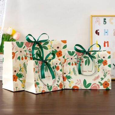 Cartoon floral shopping and gift paper bags