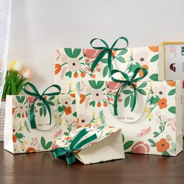 Cartoon floral shopping and gift paper bags