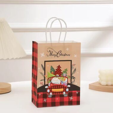 Cute cartoon eco kraft Christmas gift paper bags for candy and cookies