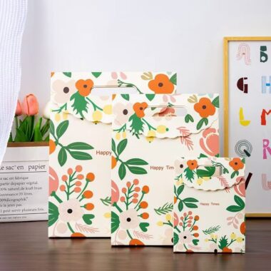 Floral pattern elegant festival gift paper bags