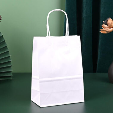 Color kraft paper bags for food takeaway packaging