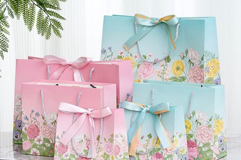 Korean style floral luxury gift paper bags