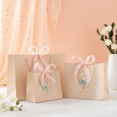Creative premium Mother’s Day Teacher’s Day shopping and gift paper bags