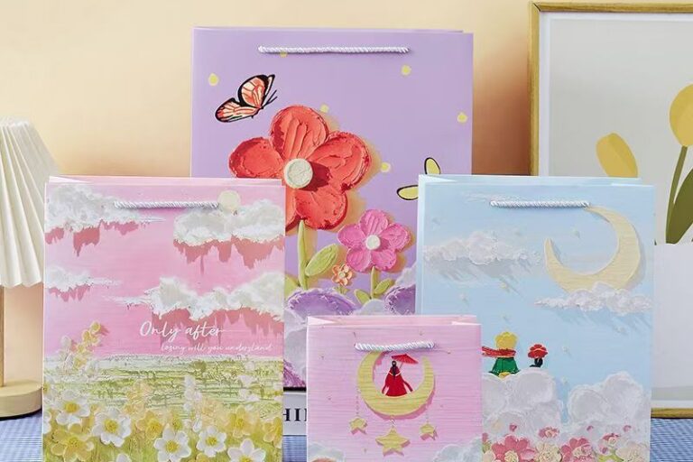 Oil painting creative gift paper bags with artistic design