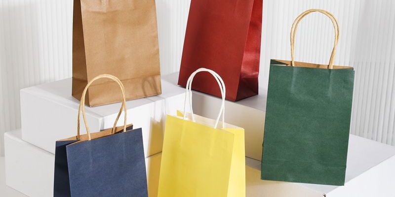 Color handle kraft paper bags for takeaway packaging