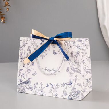 Vintage luxe floral shopping and gift paper bags